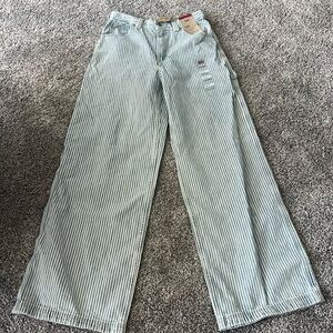 Levi’s Women’s High Rise Cinch Baggy Jeans - Striped Size 26x31 NWT